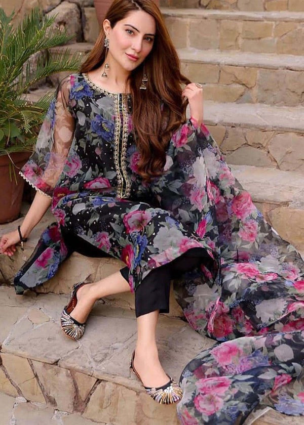 Black Silk Leather Khussa – Premium Handcrafted Footwear