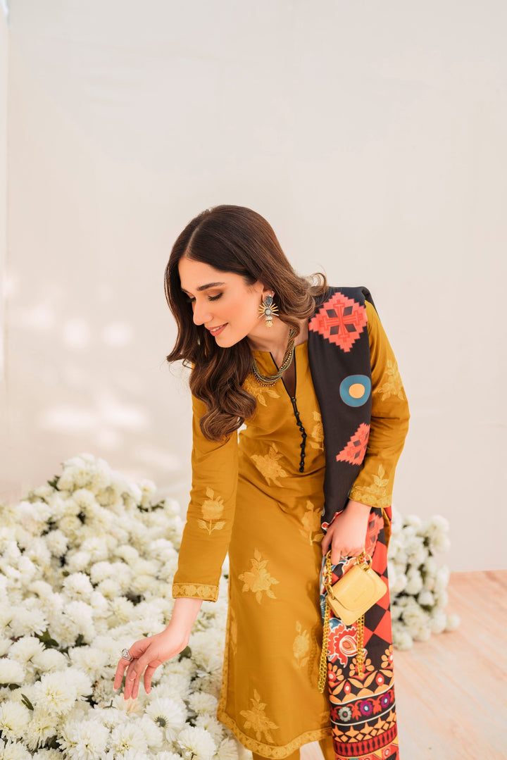 PRINTED KHADDAR STITCHED 3 PIECE DRESS