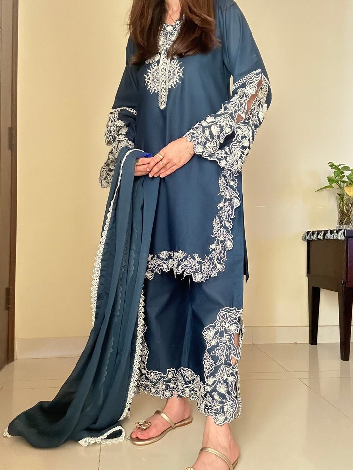 Teal Blue Embroidered 3-Piece Suit with Chiffon Dupatta