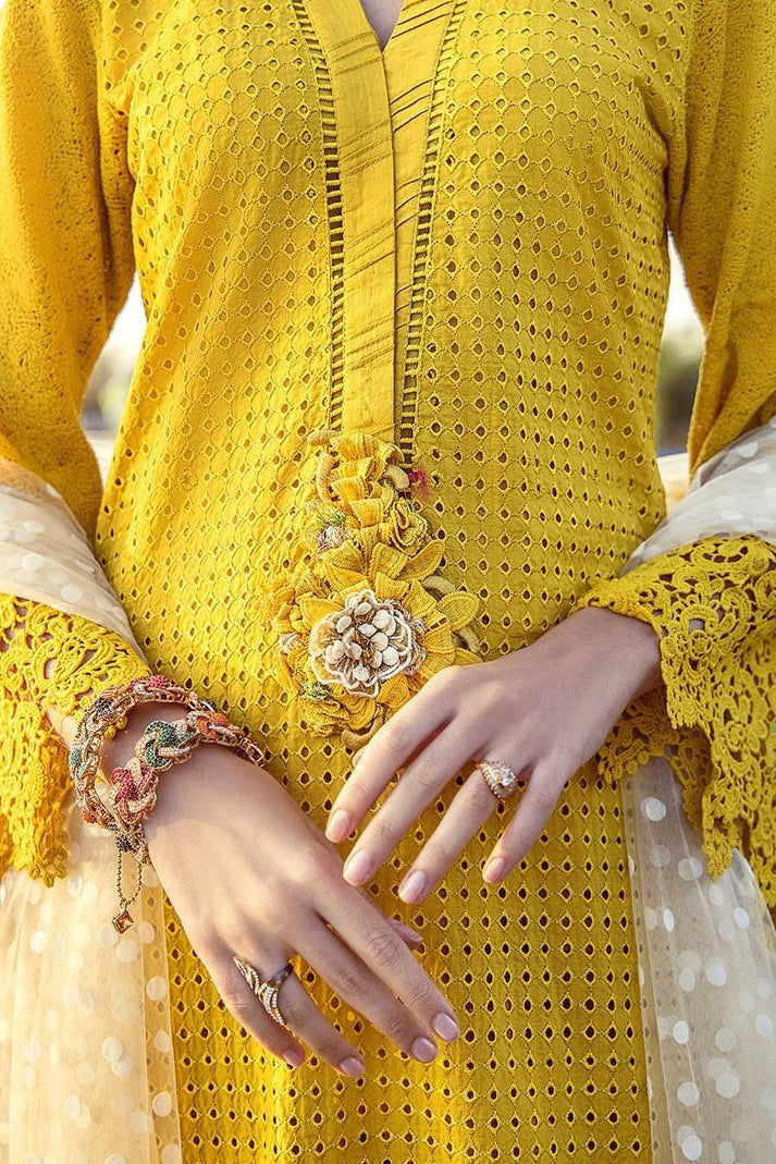 Hand-Embroidered Chickankari Cotton 3-Piece Set โ Crochet Sleeves, Chiffon Dupatta & Elastic Waist