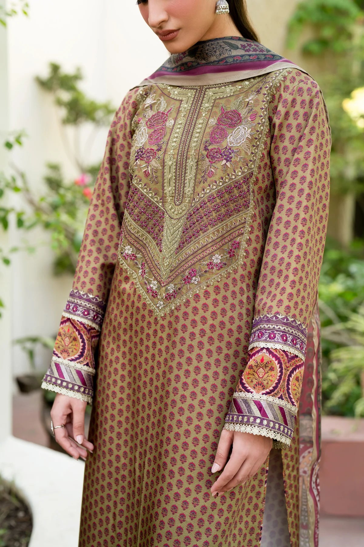 EMBROIDERED VISCOSE STITCHED 3 PIECE DRESS