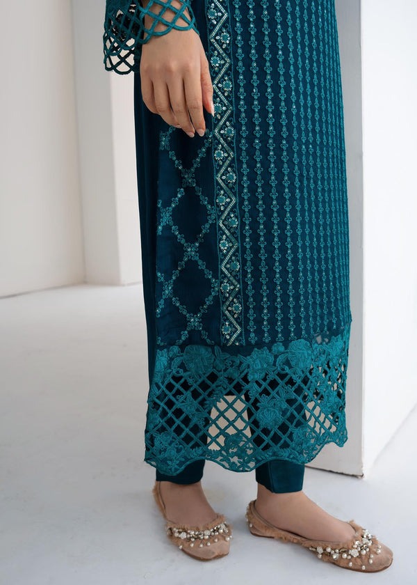 Luxury chiffon sequence embroidered 3pc suit.