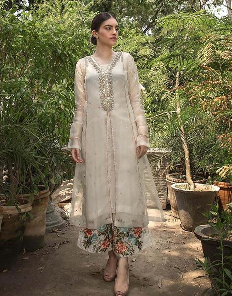 EMBROIDERED ORGANZA STITCHED 3 PIECE DRESS