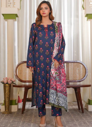 3 Piece Winter Wear Khaddar Dress in Kurta Style