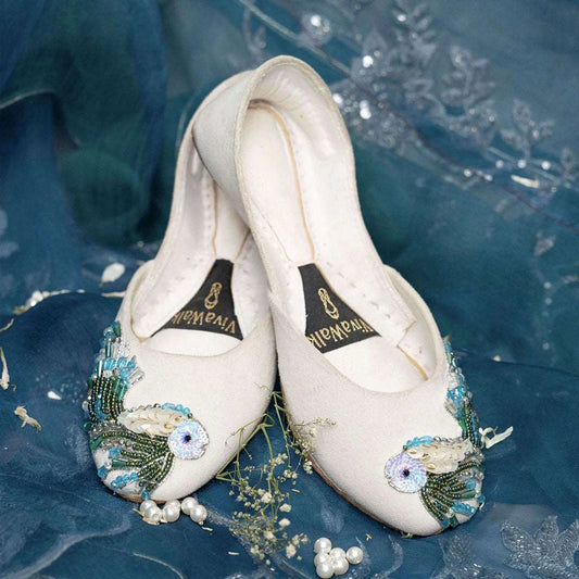 Aquatic Grace