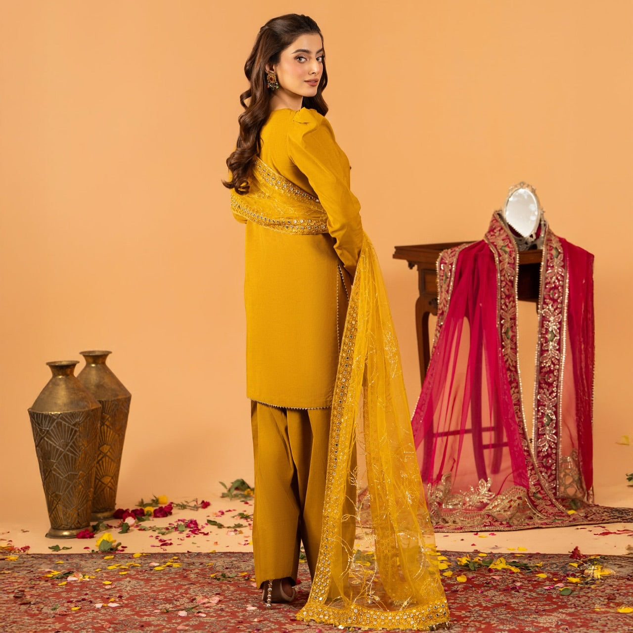 Golden Aura – Festive Embroidered Kurta Set with Organza Dupatta
