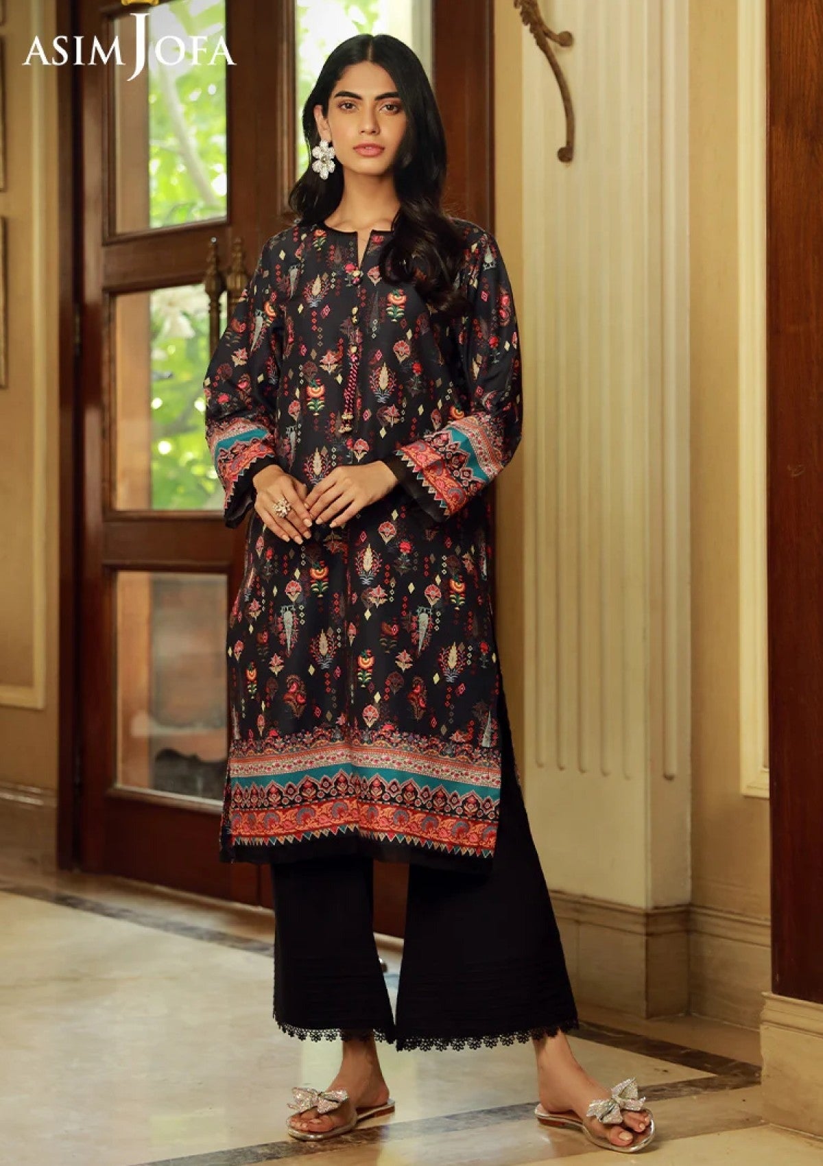 Elegant Black Raw Silk Printed Kurti – Evening Wear