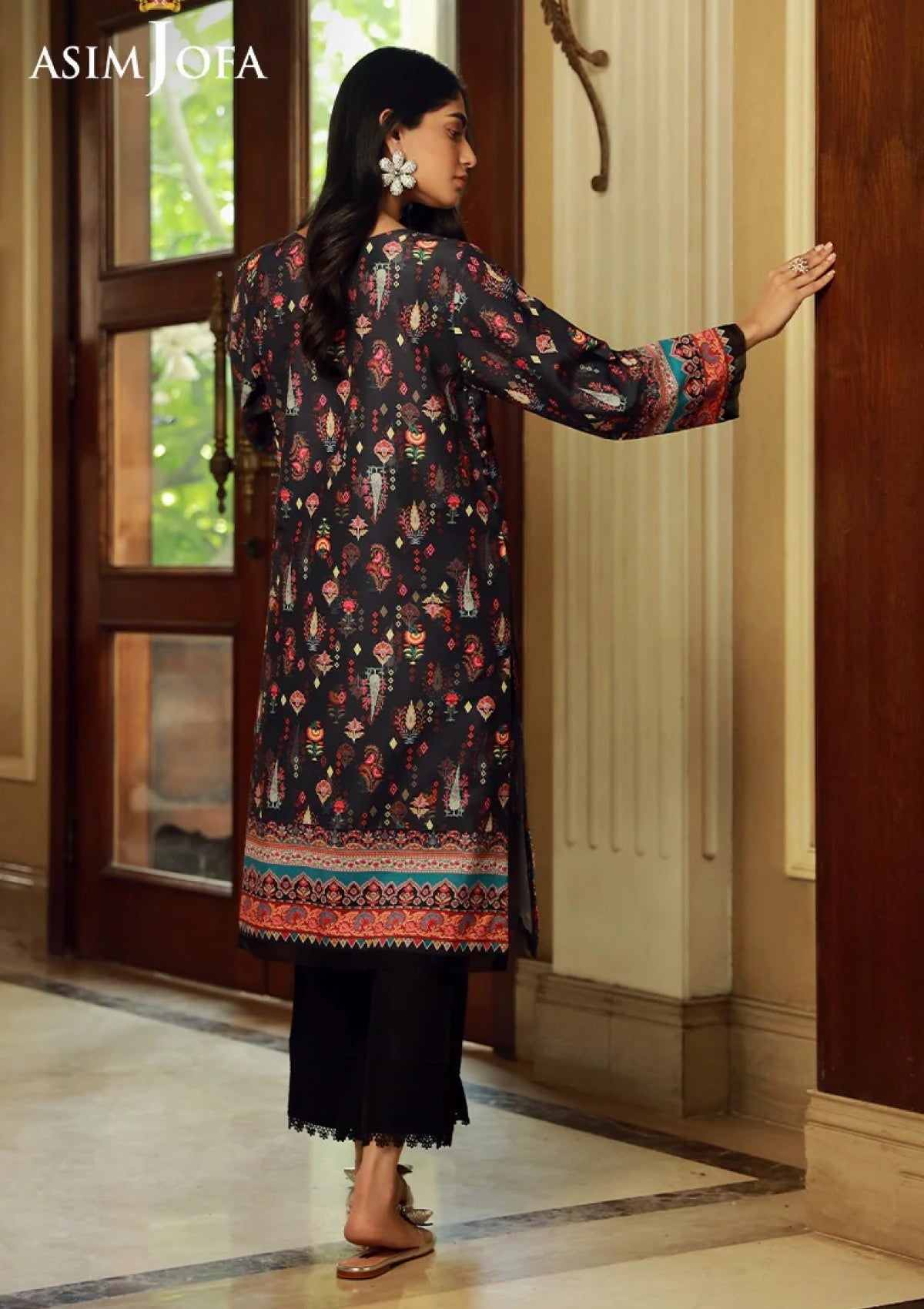 Elegant Black Raw Silk Printed Kurti – Evening Wear