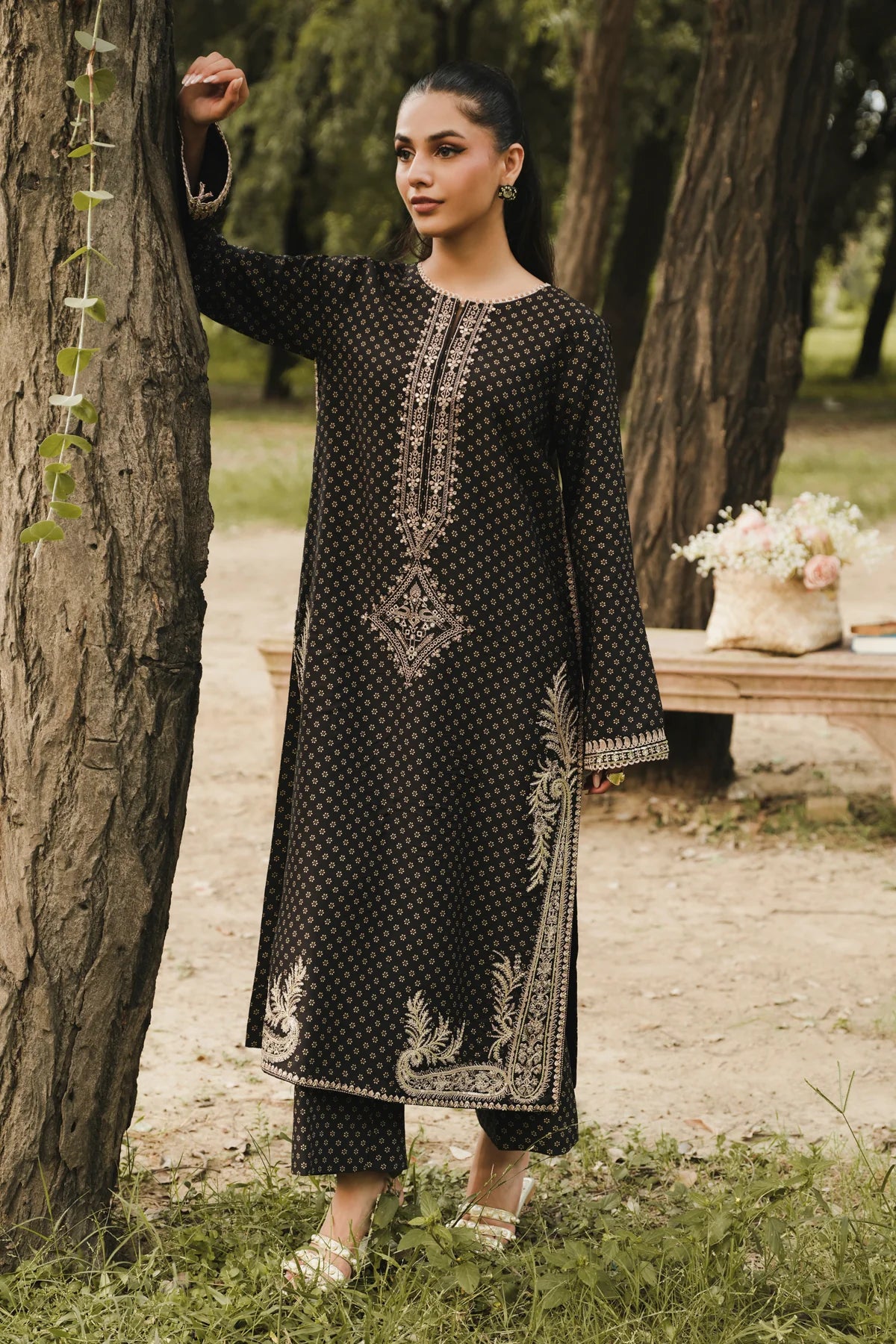 EMBROIDERED VISCOSE STITCHED 3 PIECE DRESS