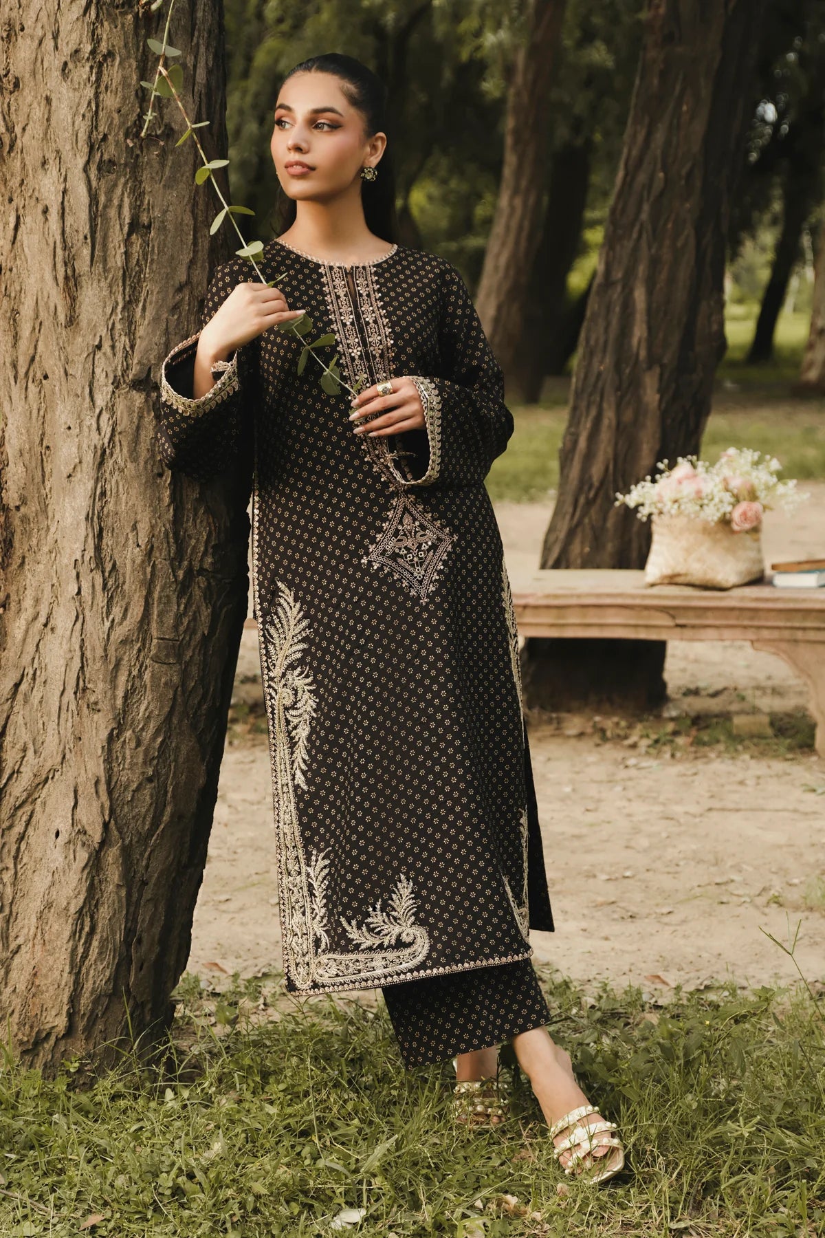 EMBROIDERED VISCOSE STITCHED 3 PIECE DRESS