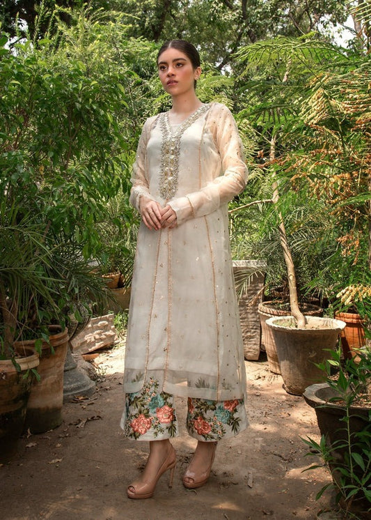 Ethereal White Embroidered Organza 4-Piece Ensemble