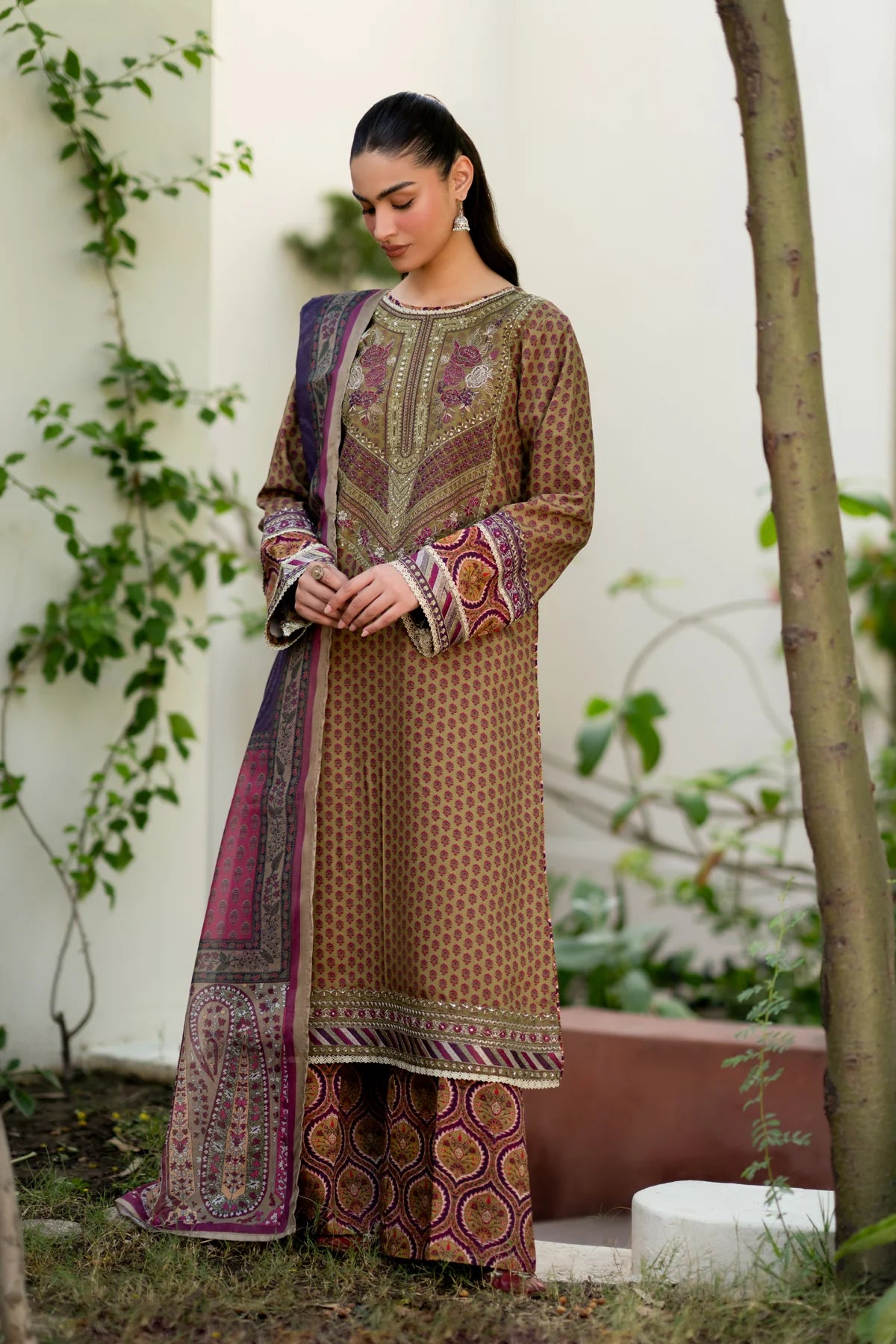 EMBROIDERED VISCOSE STITCHED 3 PIECE DRESS