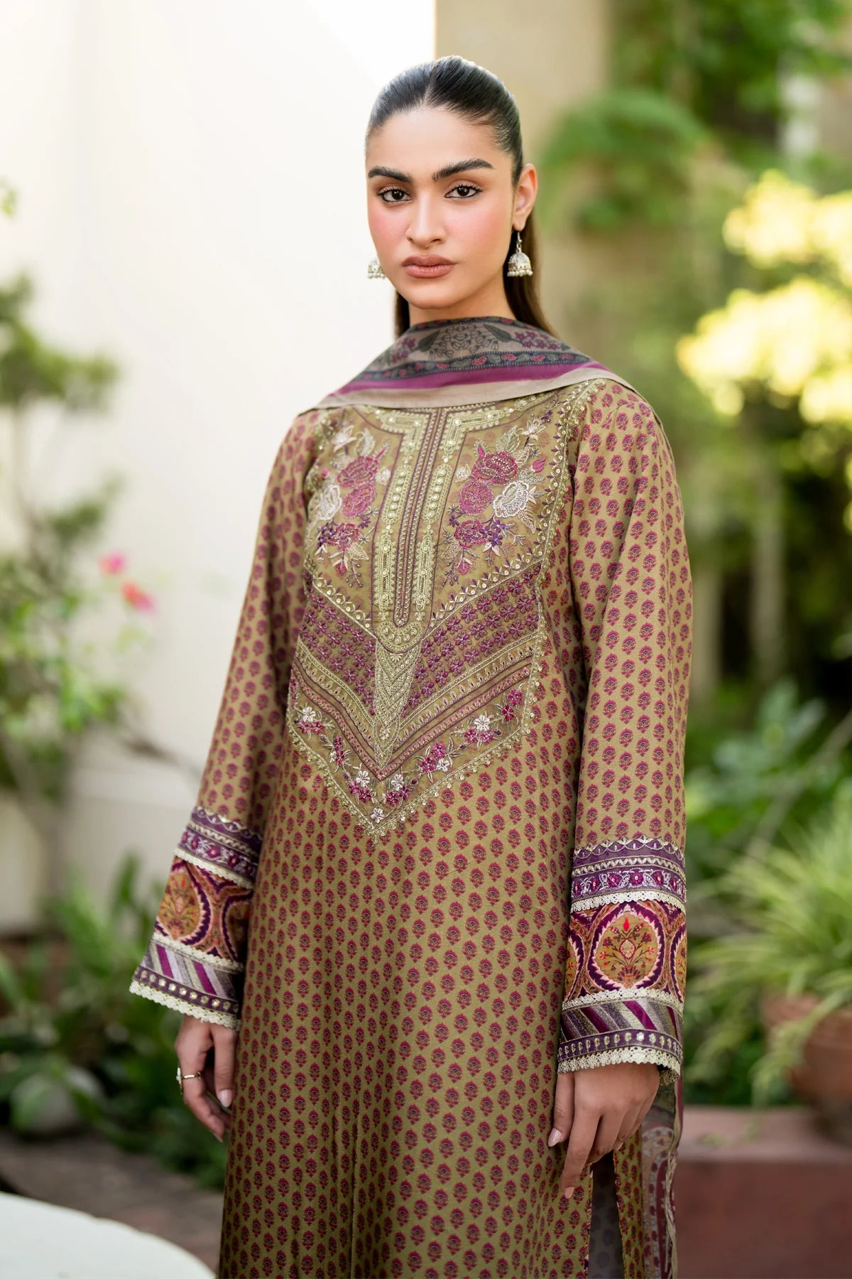 EMBROIDERED VISCOSE STITCHED 3 PIECE DRESS