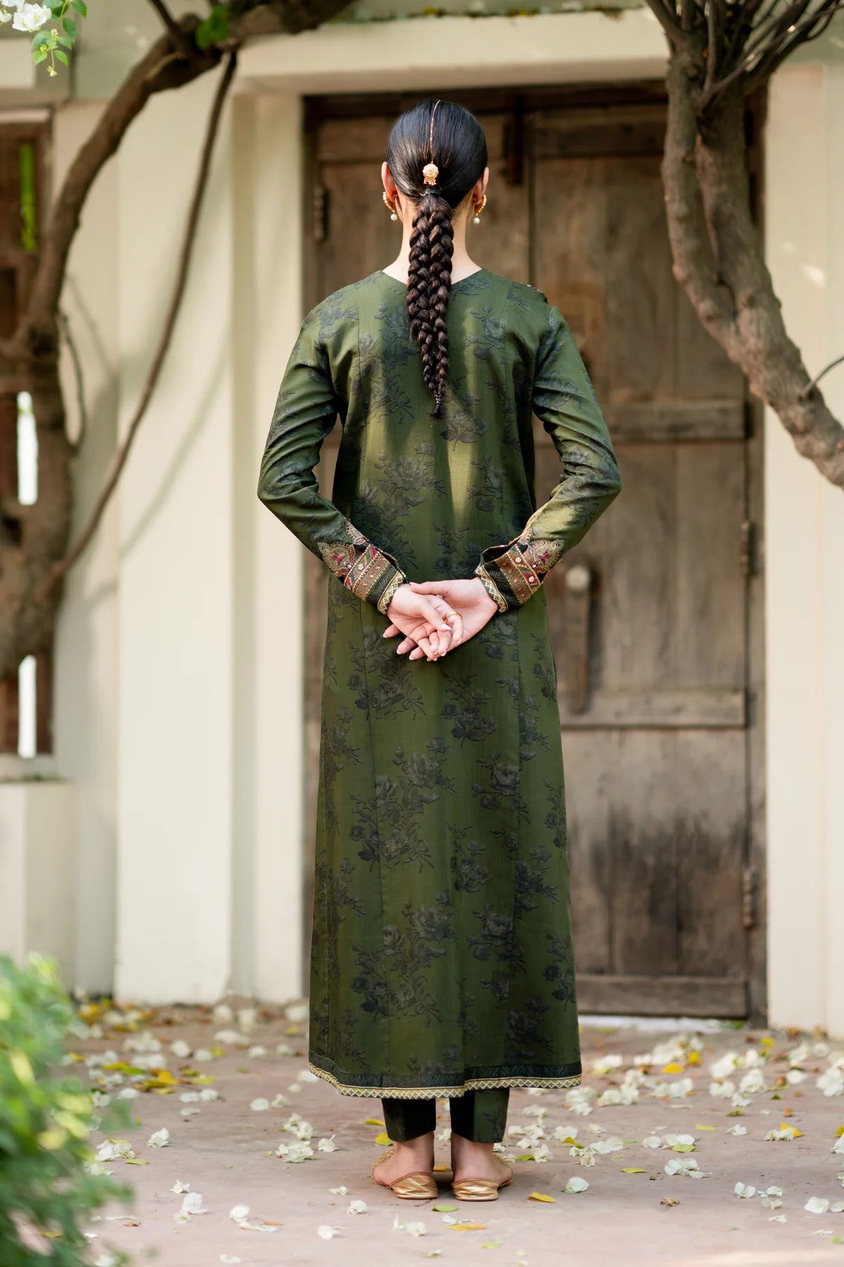 EMBROIDERED VISCOSE STITCHED 2 PIECE DRESS
