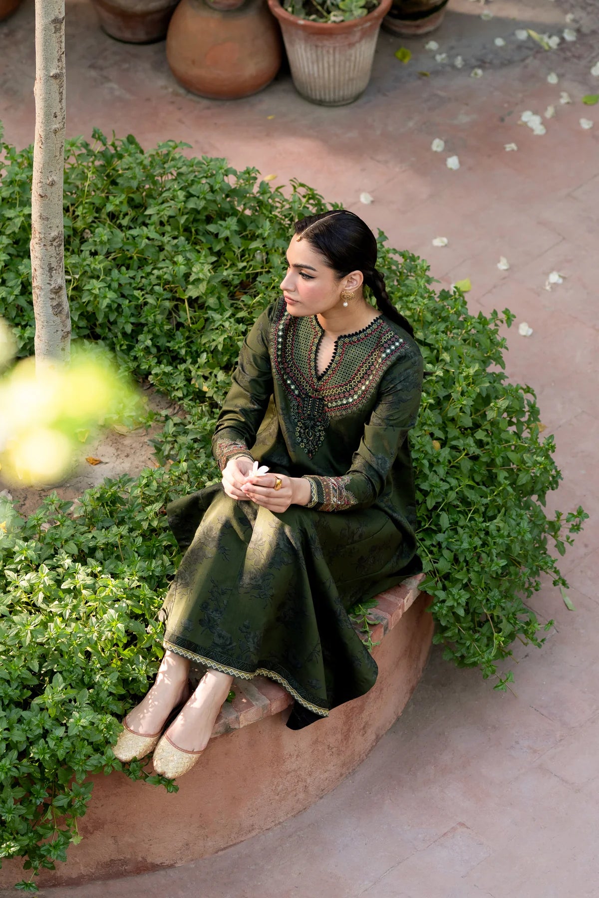 EMBROIDERED VISCOSE STITCHED 2 PIECE DRESS