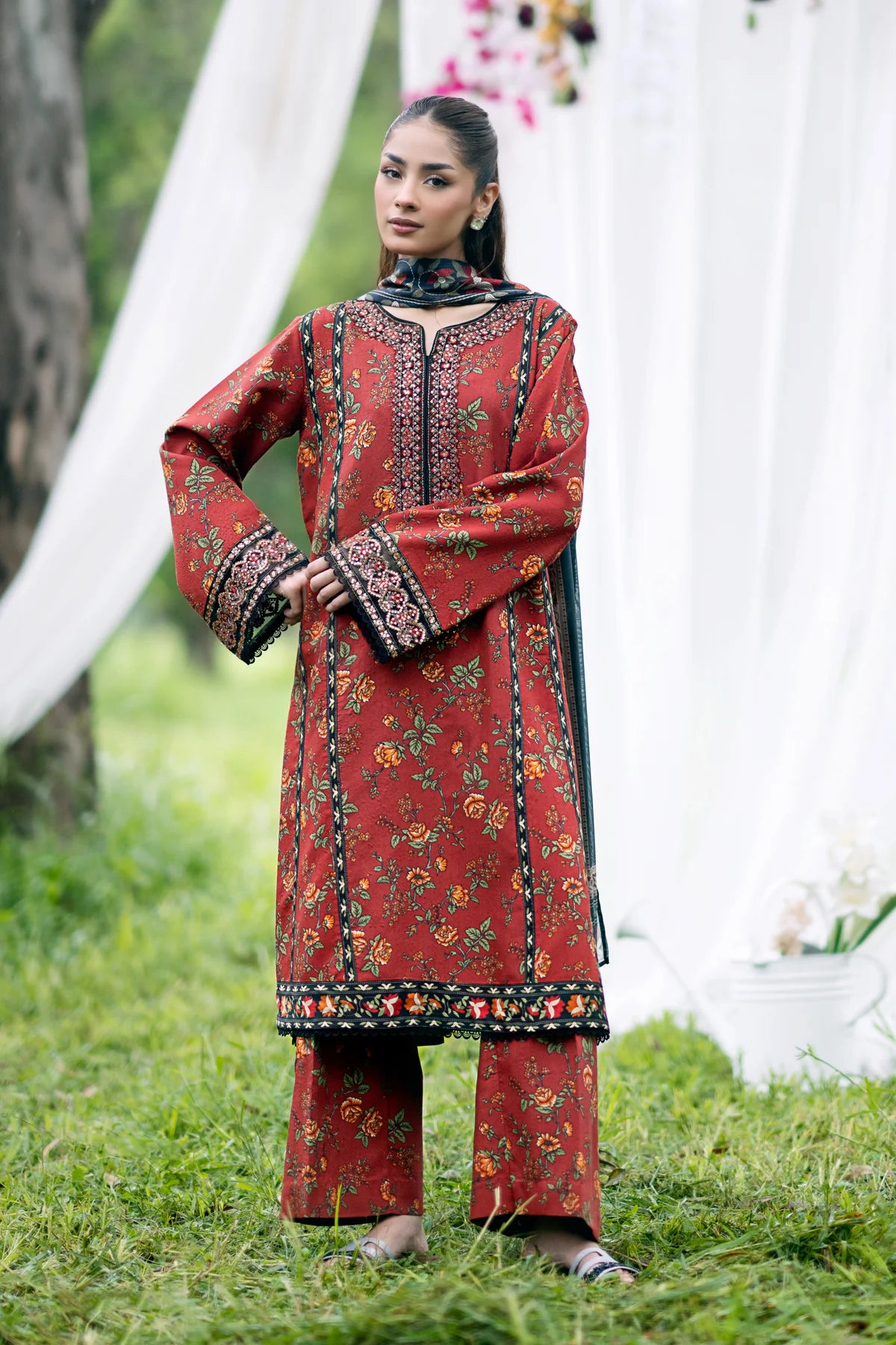 EMBROIDERED VISCOSE STITCHED 3 PIECE DRESS