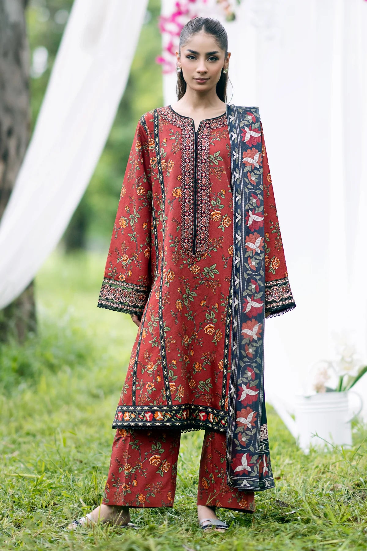 EMBROIDERED VISCOSE STITCHED 3 PIECE DRESS