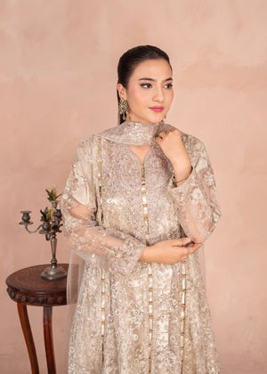 Cinderella Cream Embroidered Pishwas – 4 Piece Luxury Set