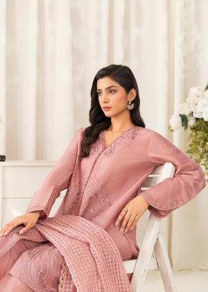 Medium-Length Front-Open Shirt with Straight Trouser & Organza Dupatta – Embroidered Patchwork