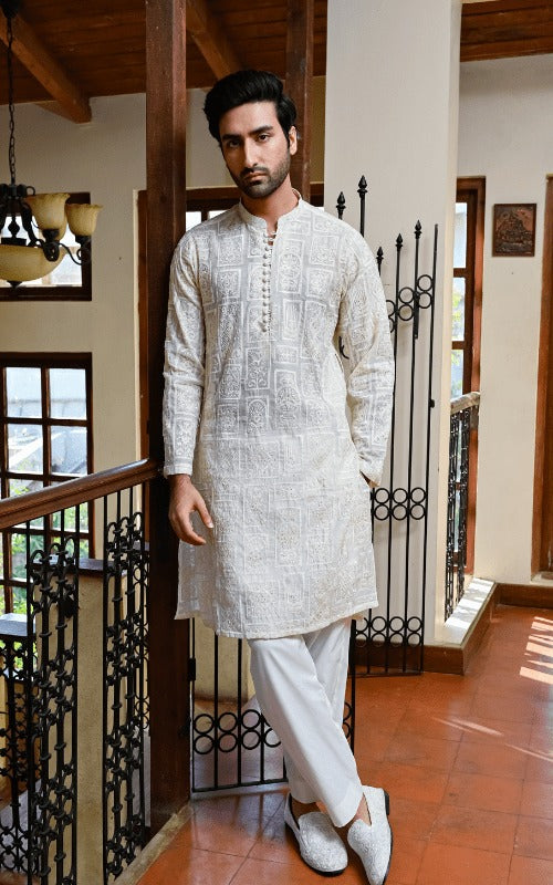 Luxurious Embroidered Kurta & Trouser Set – Perfect Wedding & Festive Wear