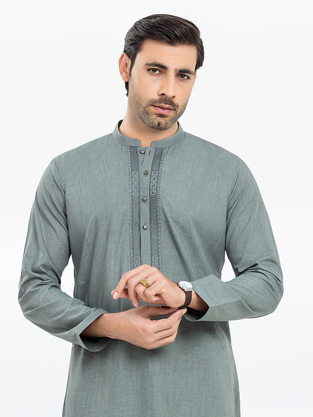 Classic Men’s Kurta & Shalwar – Traditional 2-Piece Eastern Wear