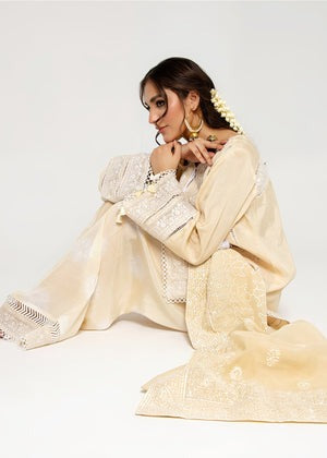 Beige Elegance – Embellished Viscose Kurta with Tie & Dye Farshi Shalwar & Cotton Silk Dupatta
