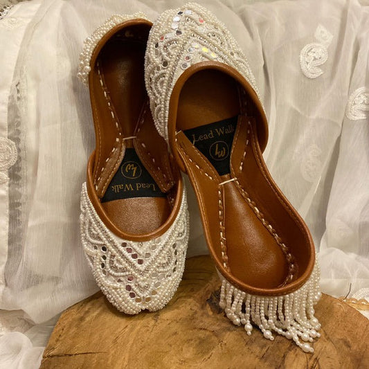 Ivory Elegance – Pearl Jaal Khussa for a Princess Feel